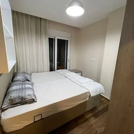 Konyaaltı Sahiline Araç Ile 5 Dk Merkezi Konum '14' *